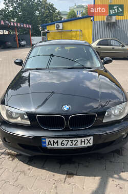 Хетчбек BMW 1 Series 2005 в 