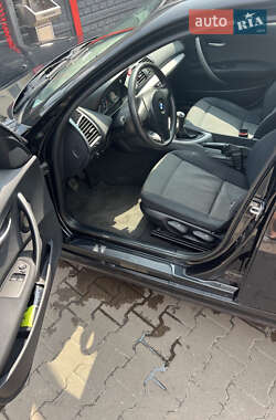 Хетчбек BMW 1 Series 2005 в 