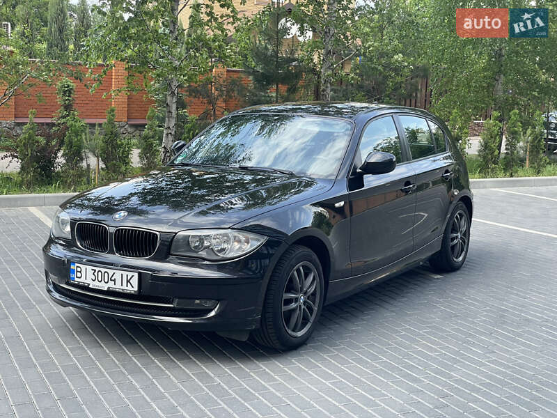 Хетчбек BMW 1 Series 2009 в Полтаві