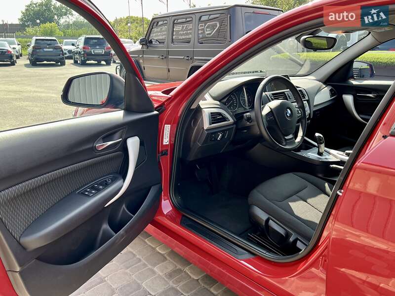 Хэтчбек BMW 1 Series 2017 в Киеве