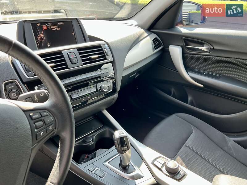 Хэтчбек BMW 1 Series 2017 в Киеве