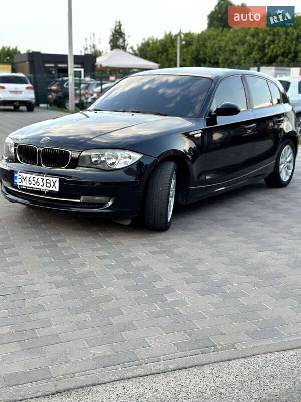 Хэтчбек BMW 1 Series 2008 в Лубнах