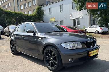 Хэтчбек BMW 1 Series 2005 в Николаеве