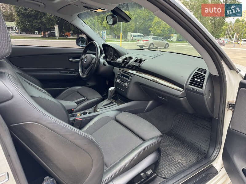 Купе BMW 1 Series 2008 в Броварах