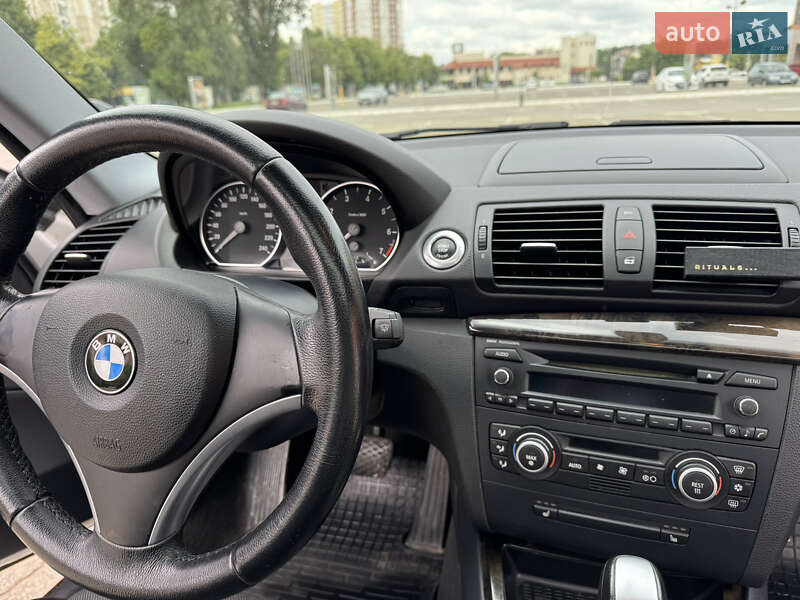 Купе BMW 1 Series 2008 в Броварах