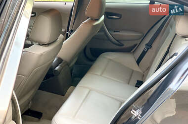 Хэтчбек BMW 1 Series 2005 в 