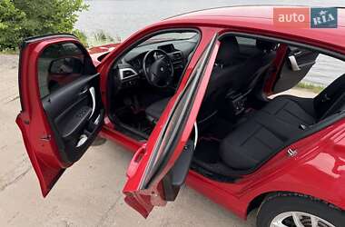 Хэтчбек BMW 1 Series 2012 в 