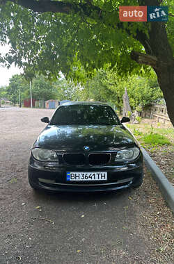 Хэтчбек BMW 1 Series 2007 в Черноморске