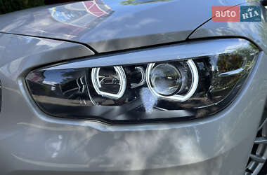 Хетчбек BMW 1 Series 2018 в 