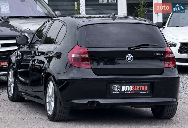Хэтчбек BMW 1 Series 2011 в Харькове
