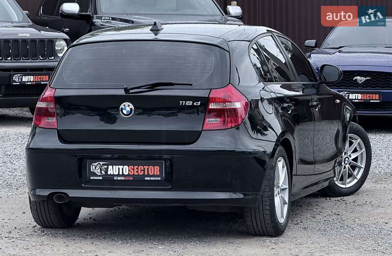 Хэтчбек BMW 1 Series 2011 в Харькове