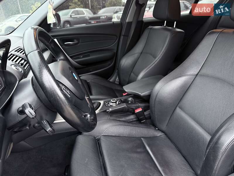 Хэтчбек BMW 1 Series 2011 в Харькове