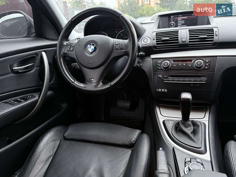 Хэтчбек BMW 1 Series 2011 в Харькове