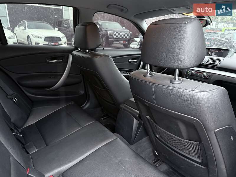 Хэтчбек BMW 1 Series 2011 в Харькове
