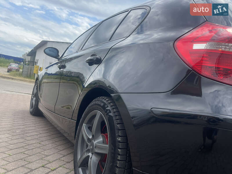 Хетчбек BMW 1 Series 2008 в Львові