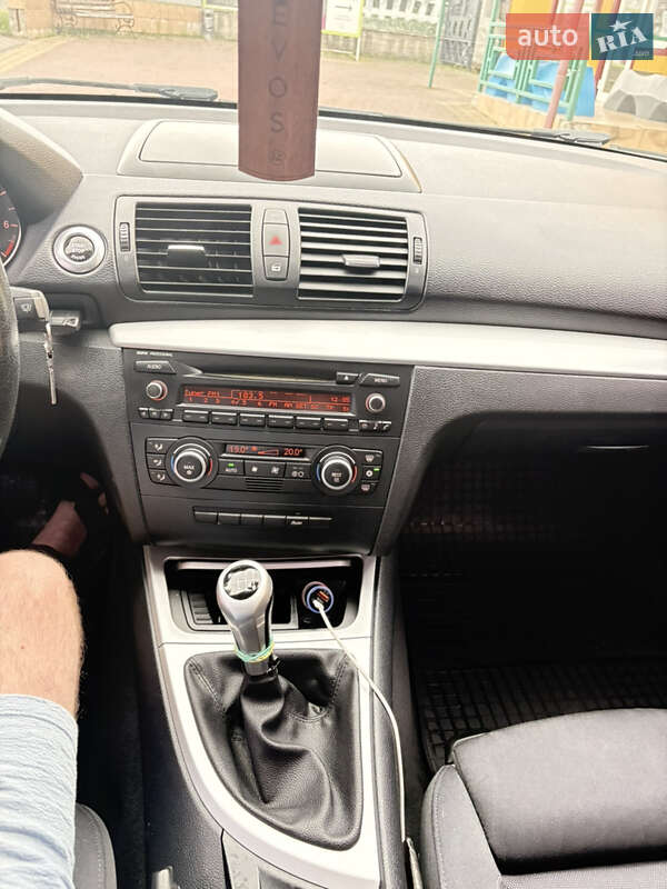 Хетчбек BMW 1 Series 2008 в Львові