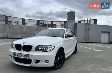 Хэтчбек BMW 1 Series 2008 в Киеве