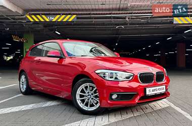 Хэтчбек BMW 1 Series 2016 в Киеве