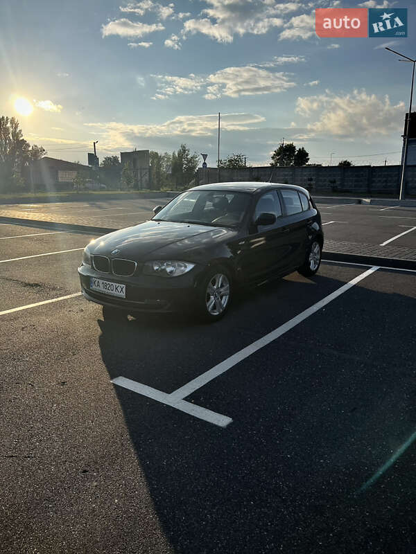 Хетчбек BMW 1 Series 2011 в Києві