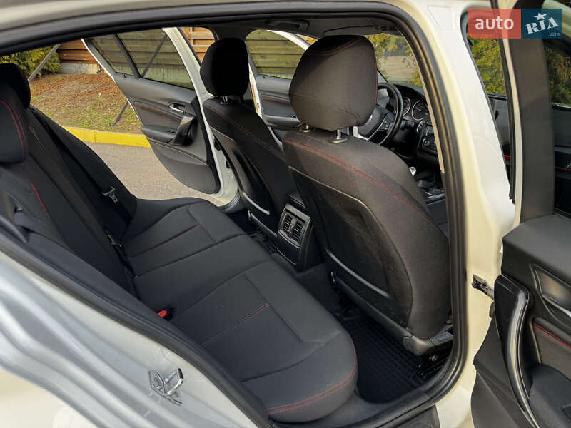 Хетчбек BMW 1 Series 2012 в Києві