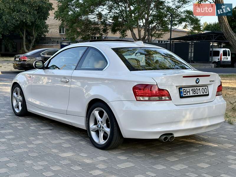 Купе BMW 1 Series 2011 в Одесі