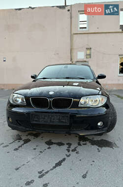 Хэтчбек BMW 1 Series 2006 в Харькове