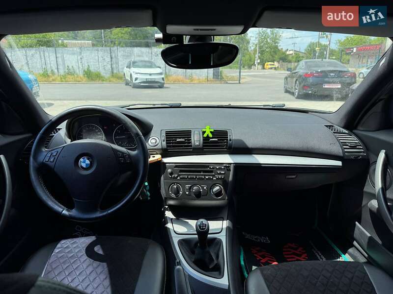 Хетчбек BMW 1 Series 2006 в Вінниці