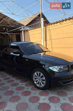 Хэтчбек BMW 1 Series 2007 в 