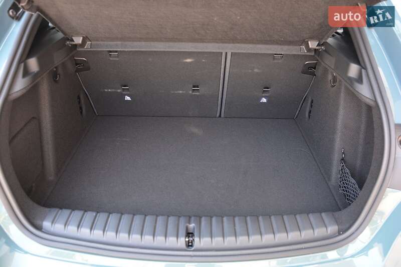 Хэтчбек BMW 1 Series 2024 в Киеве фото 10 Хэтчбек BMW 1 Series 2024 в Киеве