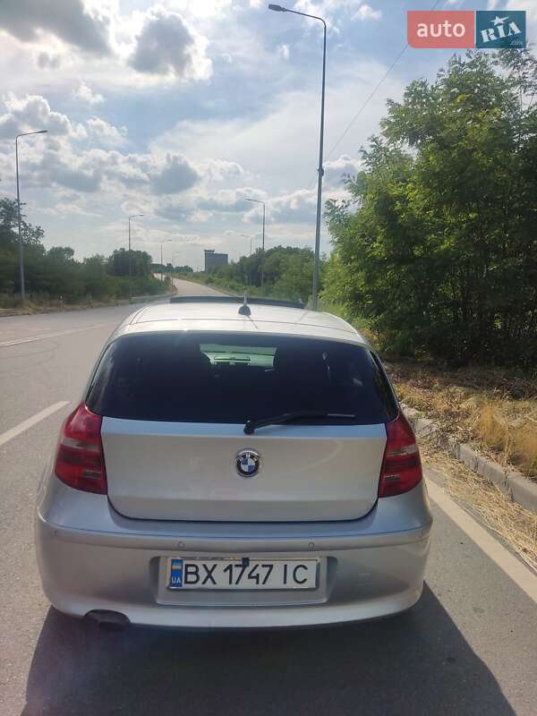 Хэтчбек BMW 1 Series 2009 в Хмельницком