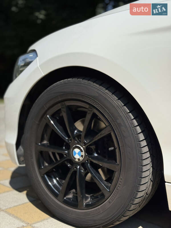 Хэтчбек BMW 1 Series 2017 в Киеве