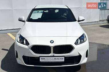 Хэтчбек BMW 1 Series 2024 в 