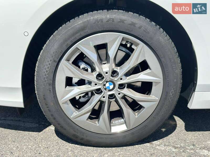 Хэтчбек BMW 1 Series 2024 в Полтаве