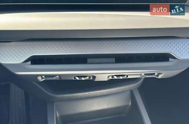 Хэтчбек BMW 1 Series 2024 в 