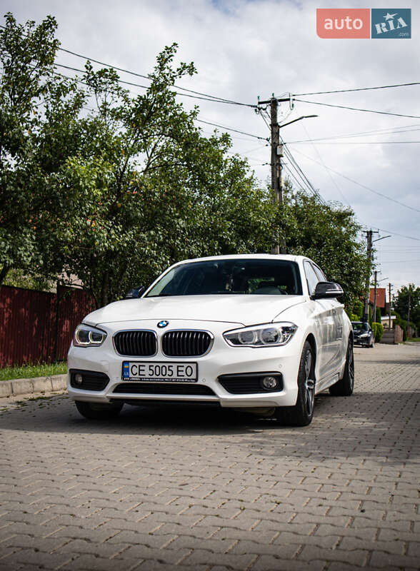 Хетчбек BMW 1 Series 2016 в Чернівцях