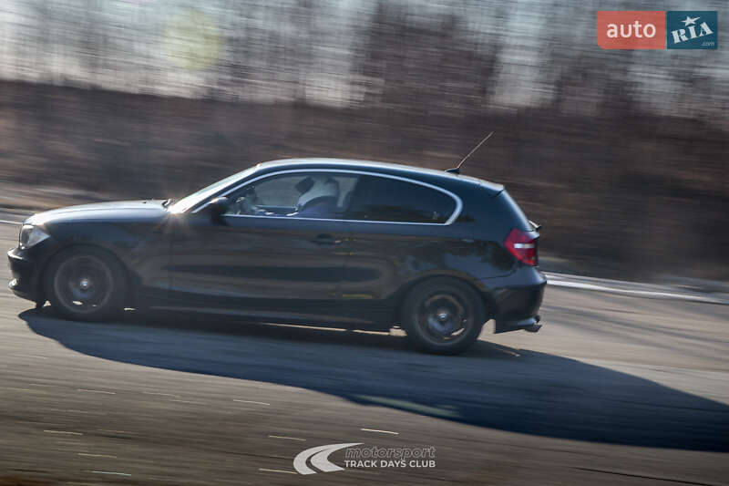 Хэтчбек BMW 1 Series 2008 в Киеве фото 13 Хэтчбек BMW 1 Series 2008 в Киеве