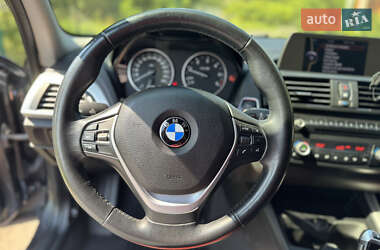 Хэтчбек BMW 1 Series 2012 в 