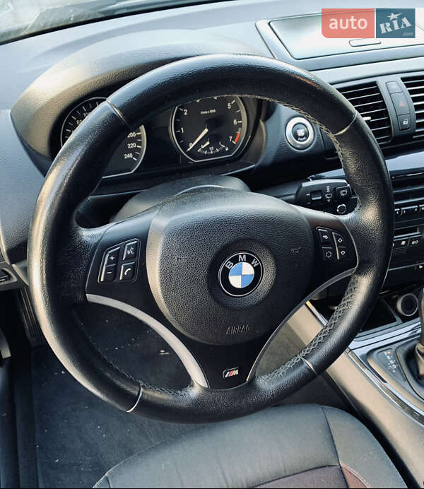 Хетчбек BMW 1 Series 2007 в Одесі фото 17 Хетчбек BMW 1 Series 2007 в Одесі