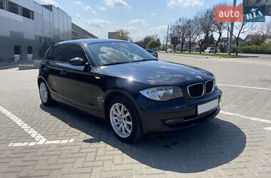 Хэтчбек BMW 1 Series 2008 в Киеве