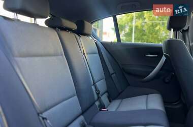 Хэтчбек BMW 1 Series 2005 в 