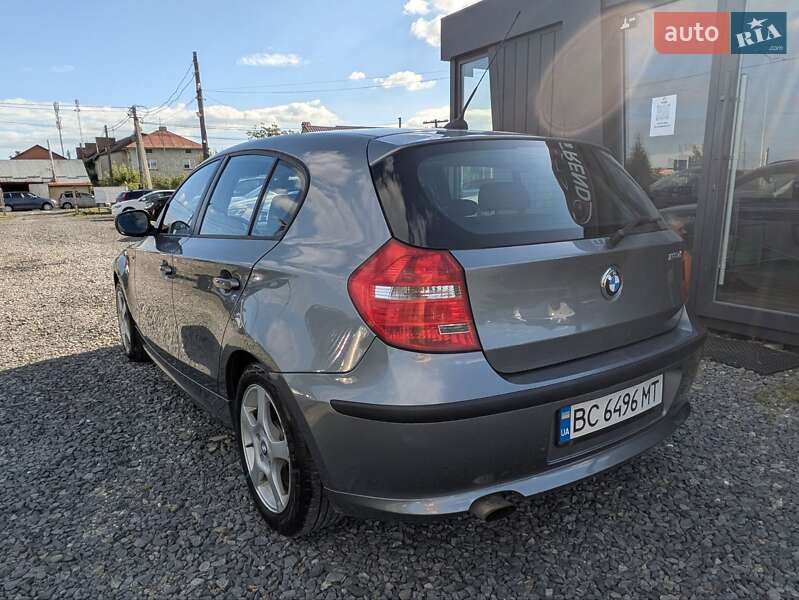 Хэтчбек BMW 1 Series 2010 в Львове