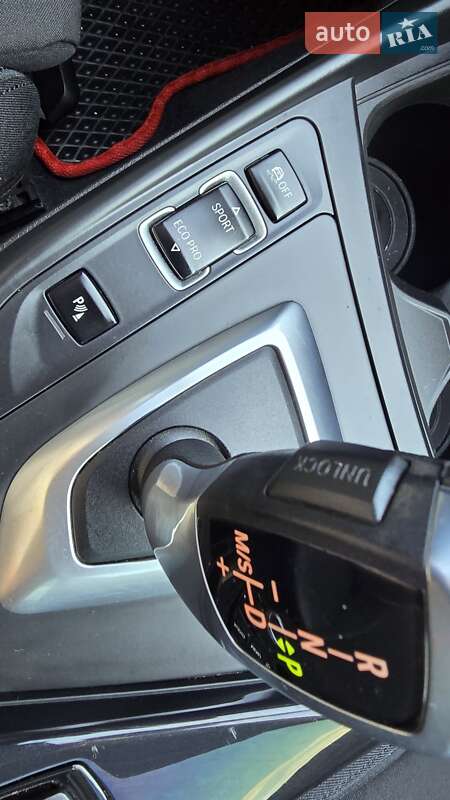 Хетчбек BMW 1 Series 2011 в Дніпрі