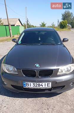 Хэтчбек BMW 1 Series 2005 в Пирятине