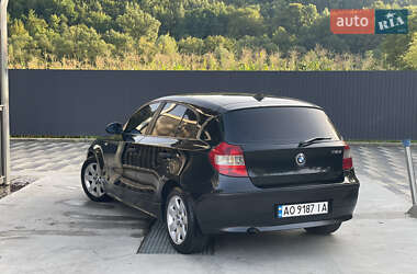 Хетчбек BMW 1 Series 2005 в 