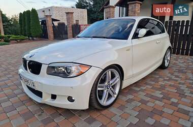 Хэтчбек BMW 1 Series 2009 в Полтаве