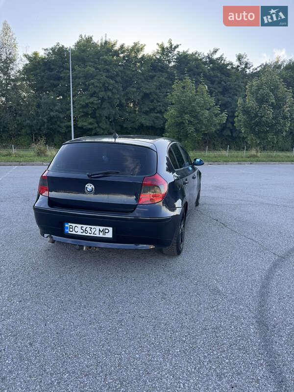 Хэтчбек BMW 1 Series 2006 в Львове