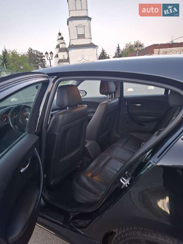 Хетчбек BMW 1 Series 2004 в Новомосковську фото 3 Хетчбек BMW 1 Series 2004 в Новомосковську