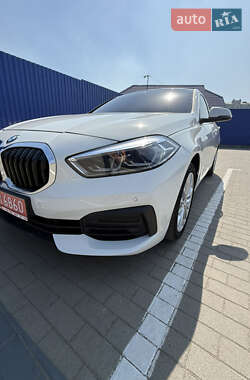 Хэтчбек BMW 1 Series 2020 в Калуше