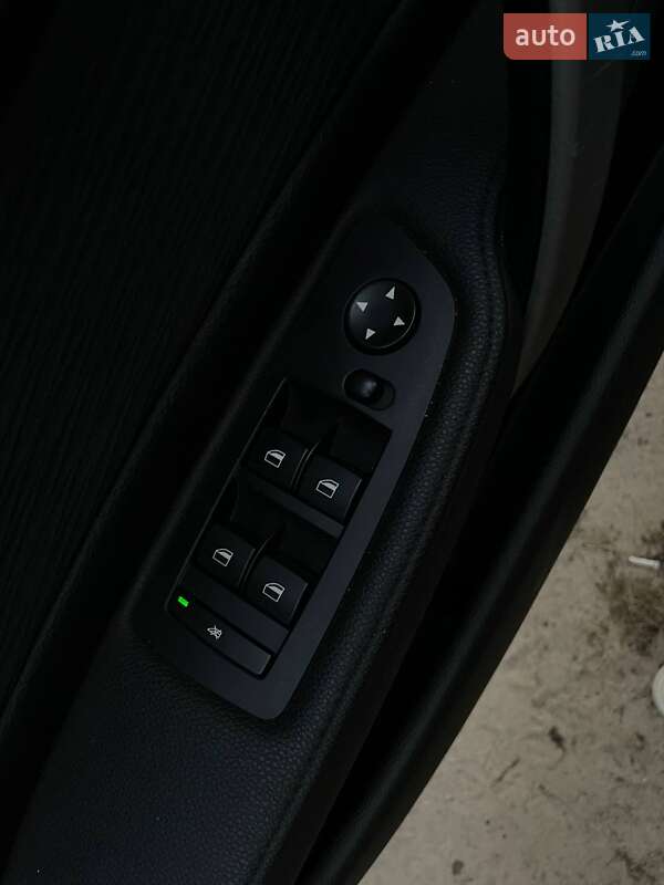 Хэтчбек BMW 1 Series 2009 в Ирпене