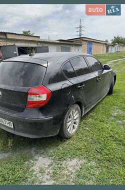 Хетчбек BMW 1 Series 2005 в 